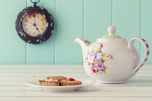 Porqué los ingleses beben tanto té