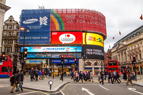 Piccadilly Circus, uno de los mejores lugares de ocio en Londres