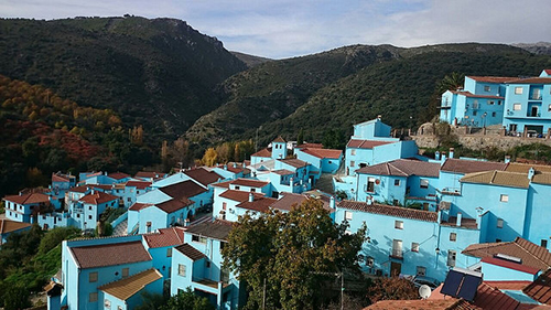 Júzcar, el primer pueblo pitufo del mundo