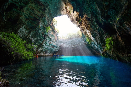 Lago Melissani, agua cristalina en Grecia