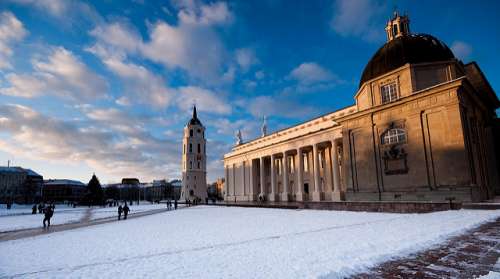 Vilna: histórica, sabia y creativa