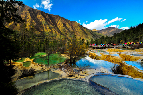 El valle de Huanglong y sus paisajes de fantasía
