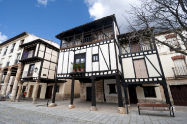 Visitamos Covarrubias, una preciosa villa medieval en Burgos