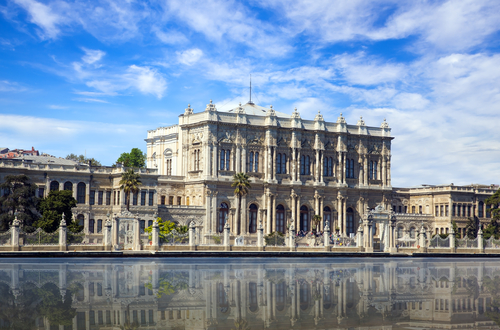 El grandioso Palacio Dolmabahce de Estambul