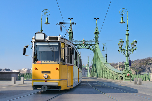 7 ciudades que se pueden conocer en tranvía