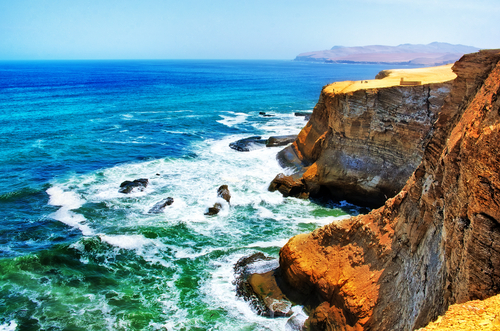 La costa peruana de Pisco y sus atractivos