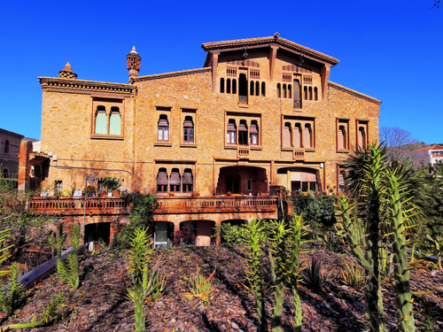 La Colonia Güell en Barcelona, una joya modernista por descubrir