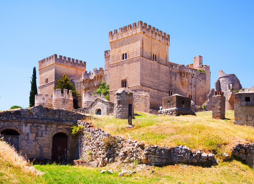 Ampudia, un precioso pueblo medieval en Palencia