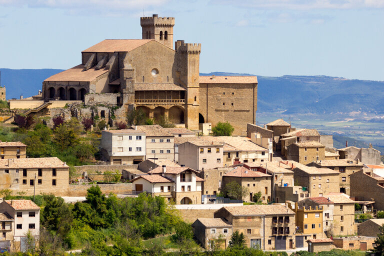 Visitamos la ciudad medieval de Ujué en Navarra