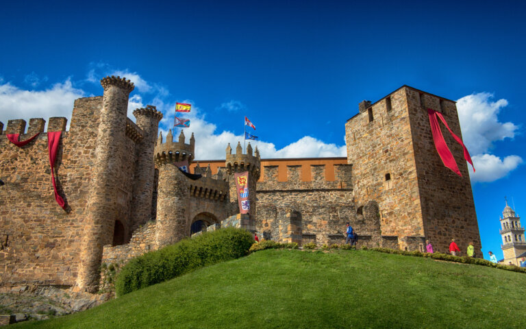 Conoce la historia del castillo de Ponferrada en León