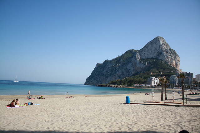 Un paseo por la playa de La Fossa en Calpe
