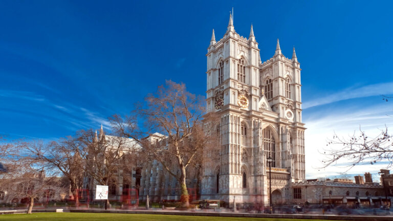 Cómo llegar a la Abadía de Westminster