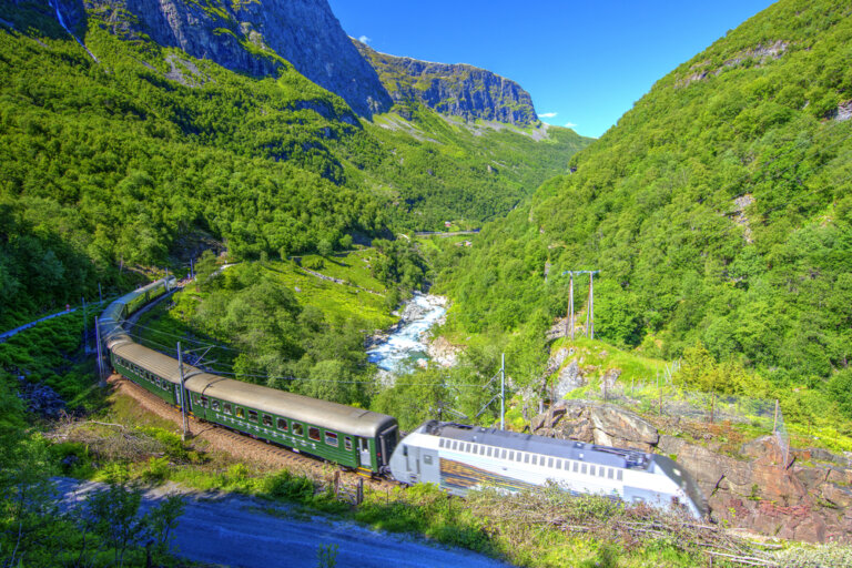 Un viaje en tren por los fiordos noruegos