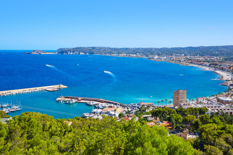 Descubre la costa mediterránea española en esta ruta en caravana