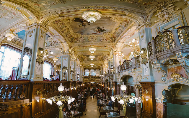 10 cafés con encanto para disfrutar de momentos únicos