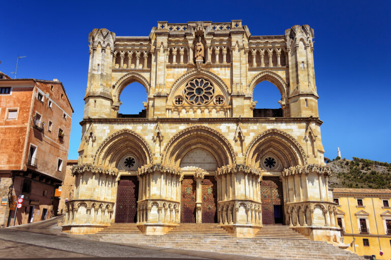 Visitamos la catedral de Cuenca, un edificio singular