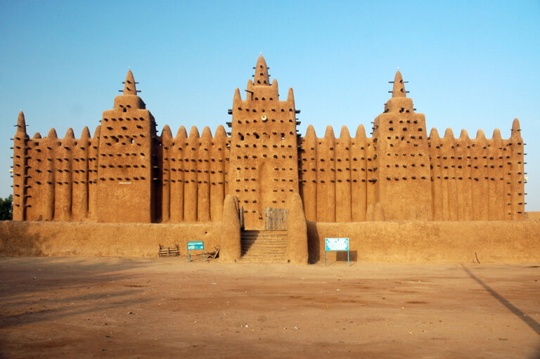 La Gran Mezquita de Djenné, el edificio de barro más grande del mundo