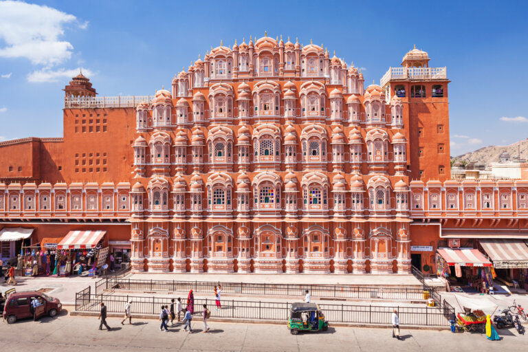 Dónde comer cerca del Hawa Mahal en Jaipur