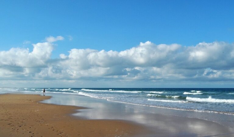Las mejores playas de Cádiz, el paraíso del surf