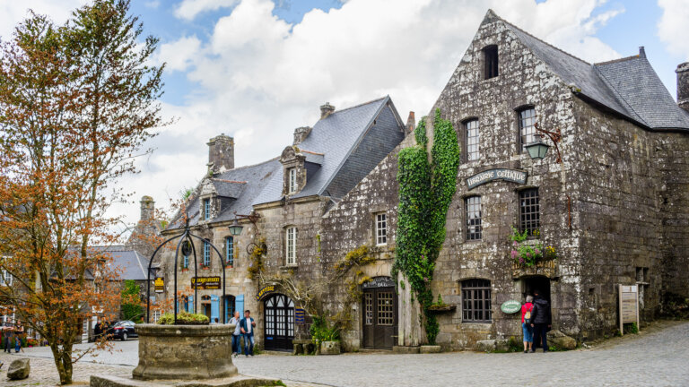 Visitamos los lugares más secretos de Francia