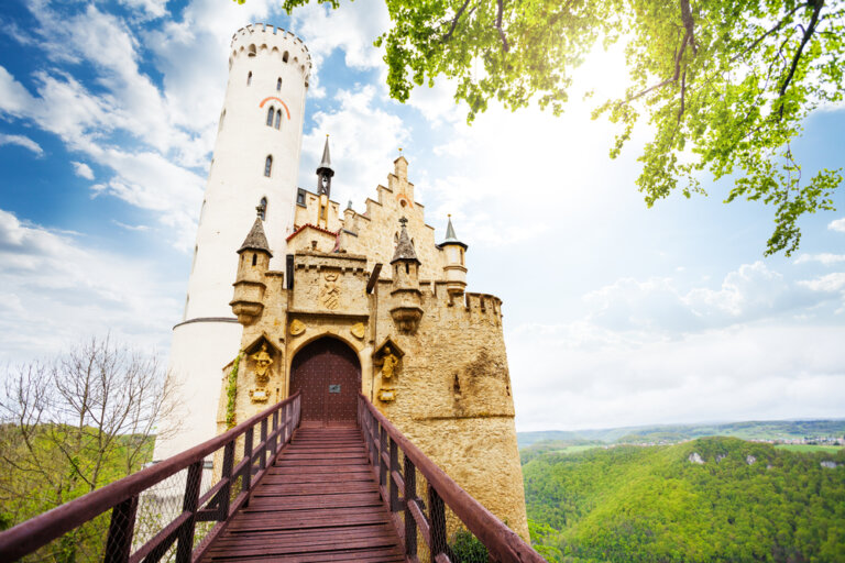 Castillos europeos poco conocidos que te van a sorprender