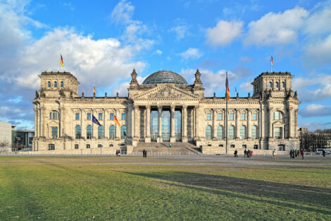 Reichstag en los alrededores de la Puerta de Brandenburgo