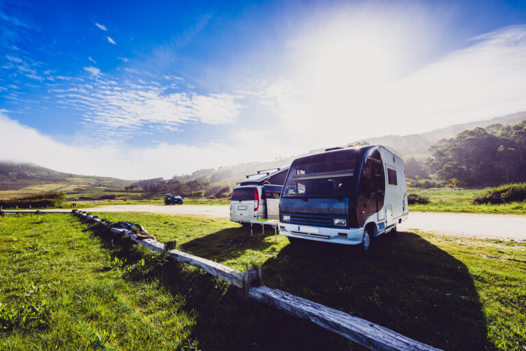 Las mejores rutas en caravana con niños por España