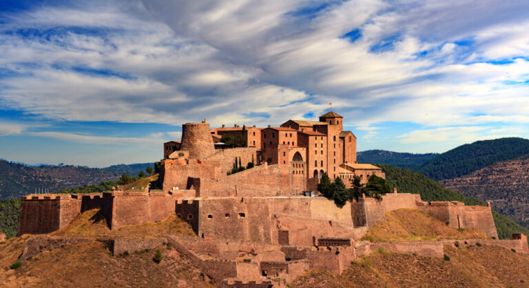 El castillo de Cardona, un lugar lleno de leyendas