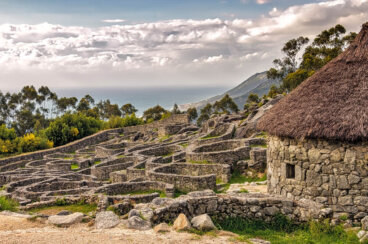 El monte de Santa Tecla, uno de los tesoros de Galicia