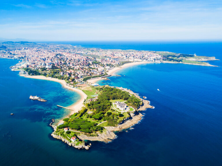 La historia medieval de la capital de Cantabria