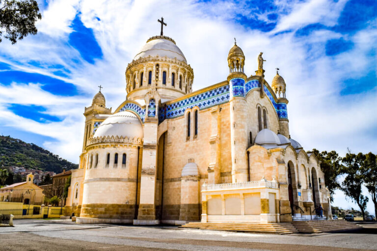 Basílica Menor de Nuestra Señora de África, una joya en Argel
