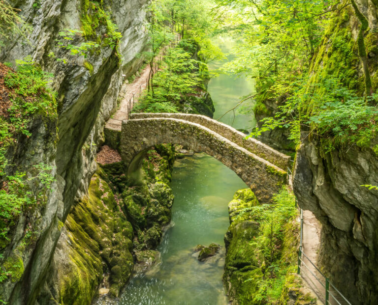La garganta de Areuse, un tesoro escondido en Suiza