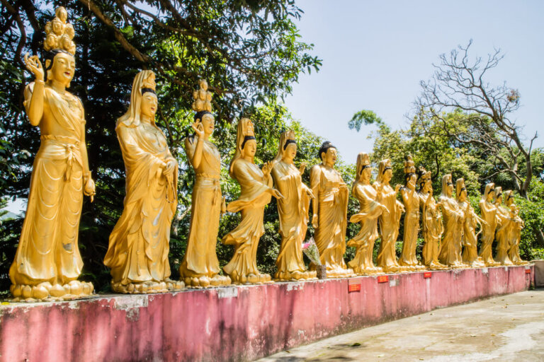 Descubre el Monasterio de los Diez Mil Budas de Hong Kong