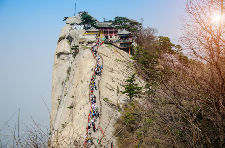 Todo lo que debes saber del ascenso al monte Huashan