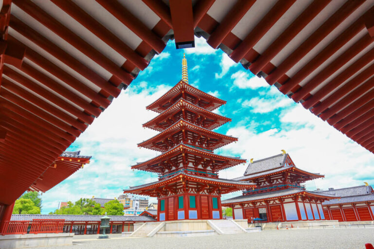 Shitennoji e Isshinji, dos templos budistas en Osaka