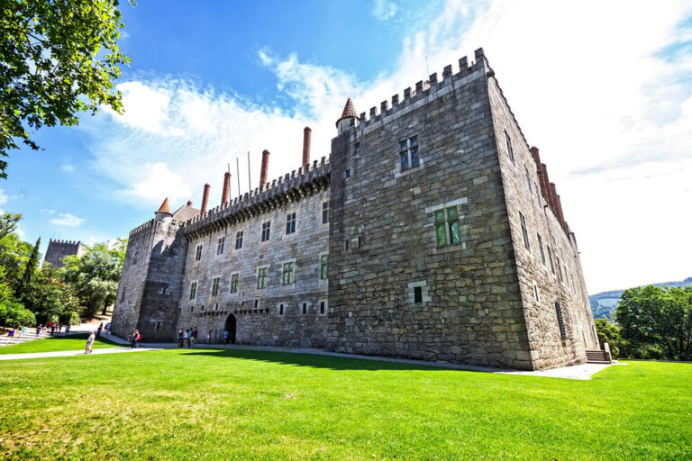 El Palacio de los duques de Braganza, la joya de Guimarães