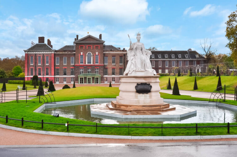 Visita el palacio de Kensington y sus jardines en Londres
