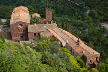 El castillo d'Escornalbou en la Costa Dorada