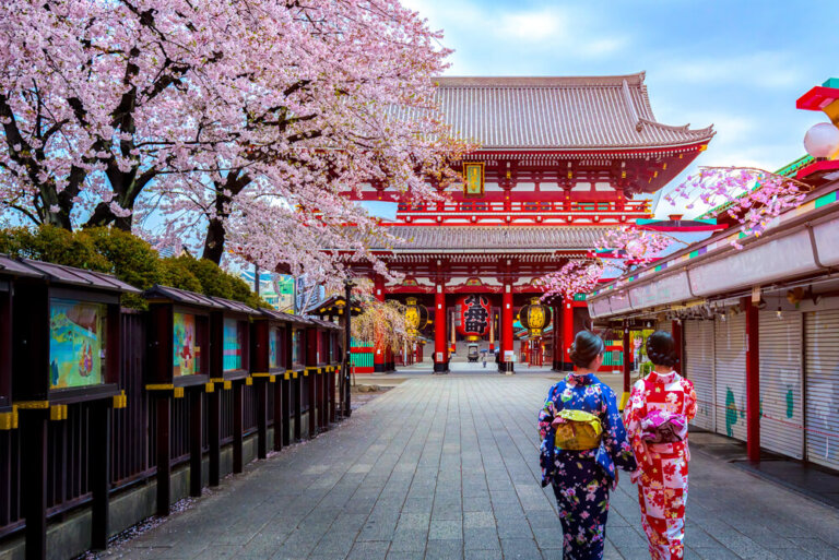 Asakusa, paseamos por un barrio tradicional de Tokio