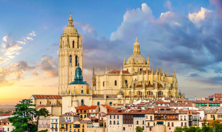 La catedral de Segovia, una impresionante catedral gótica