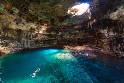 Cenote Samula Dzitnup, uno de los tesoros de la Riviera Maya