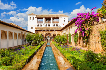 Conoce el Palacio del Generalife de Granada y sus huertas