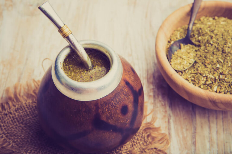 El mate: bebida, tradición y cultura en Sudamérica