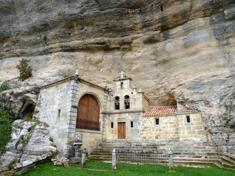 Monumento Natural de Ojo Guareña: un lugar único