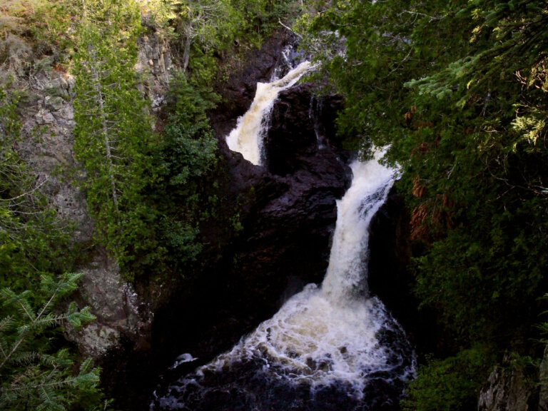 El misterio de las cataratas de Devil's Kettle