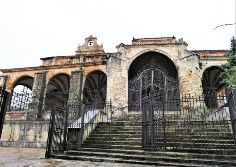 La iglesia de Santa María de la Asunción de Laredo