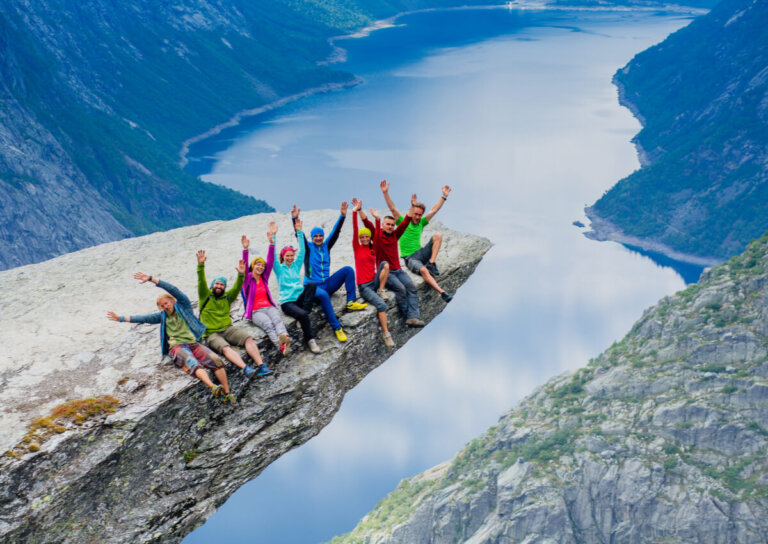 El impresionante balcón de Trolltunga en Noruega