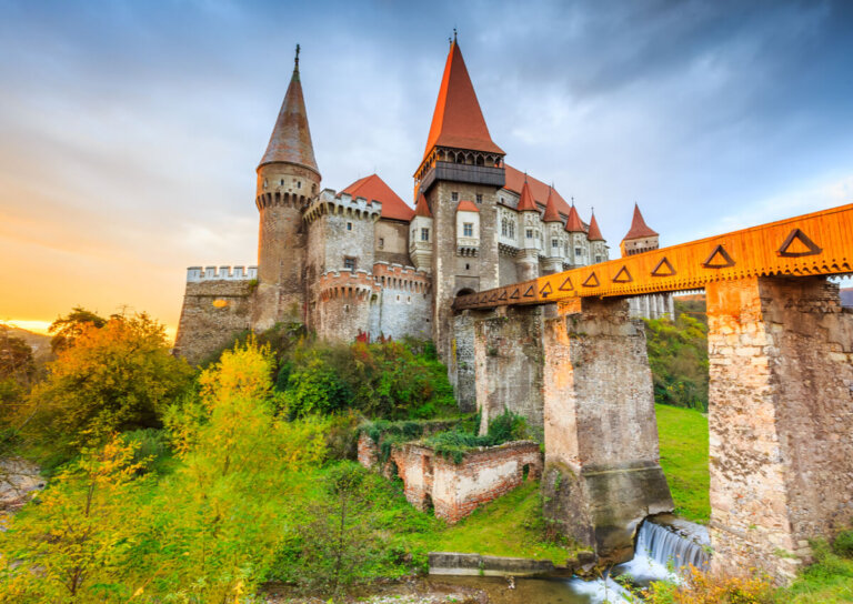 El castillo de Corvino: un magnífico lugar