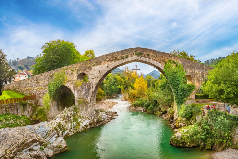 Las 7 mejores paradas por Asturias en coche