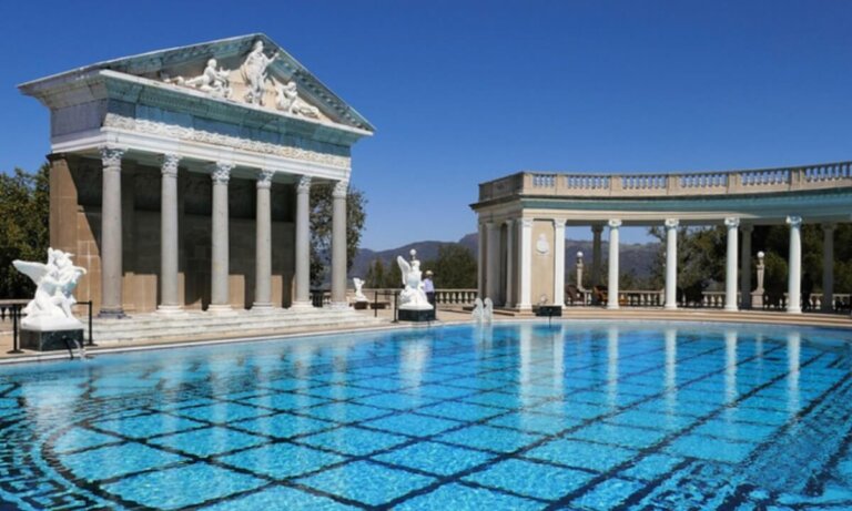 ¿Por qué visitar el Castillo Hearst en California?